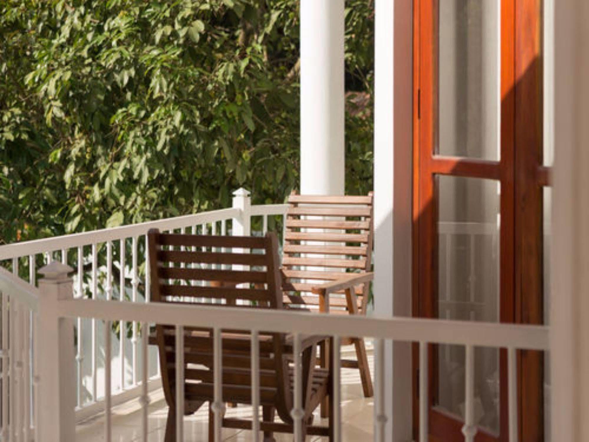 Orchid Villa Канди Екстериор снимка