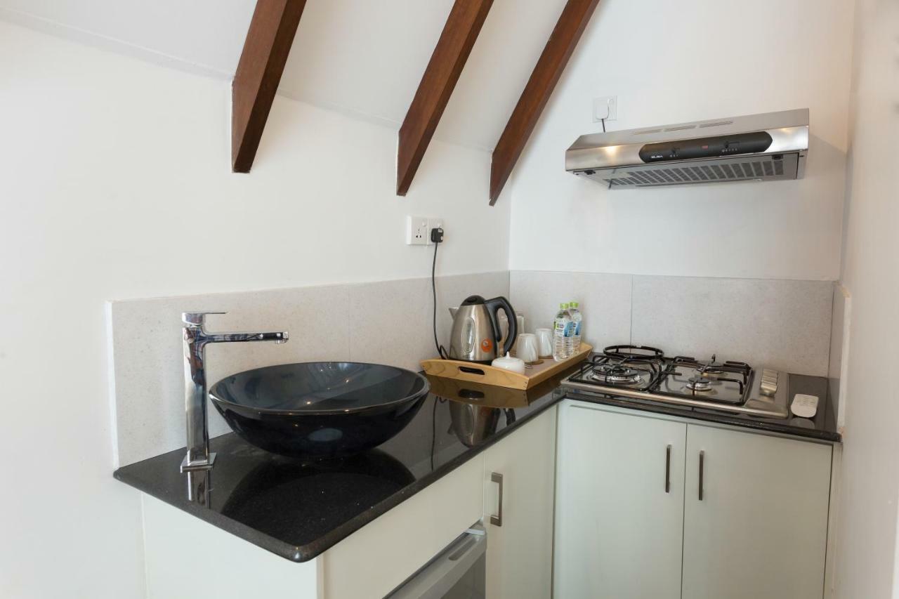 Orchid Villa Канди Екстериор снимка