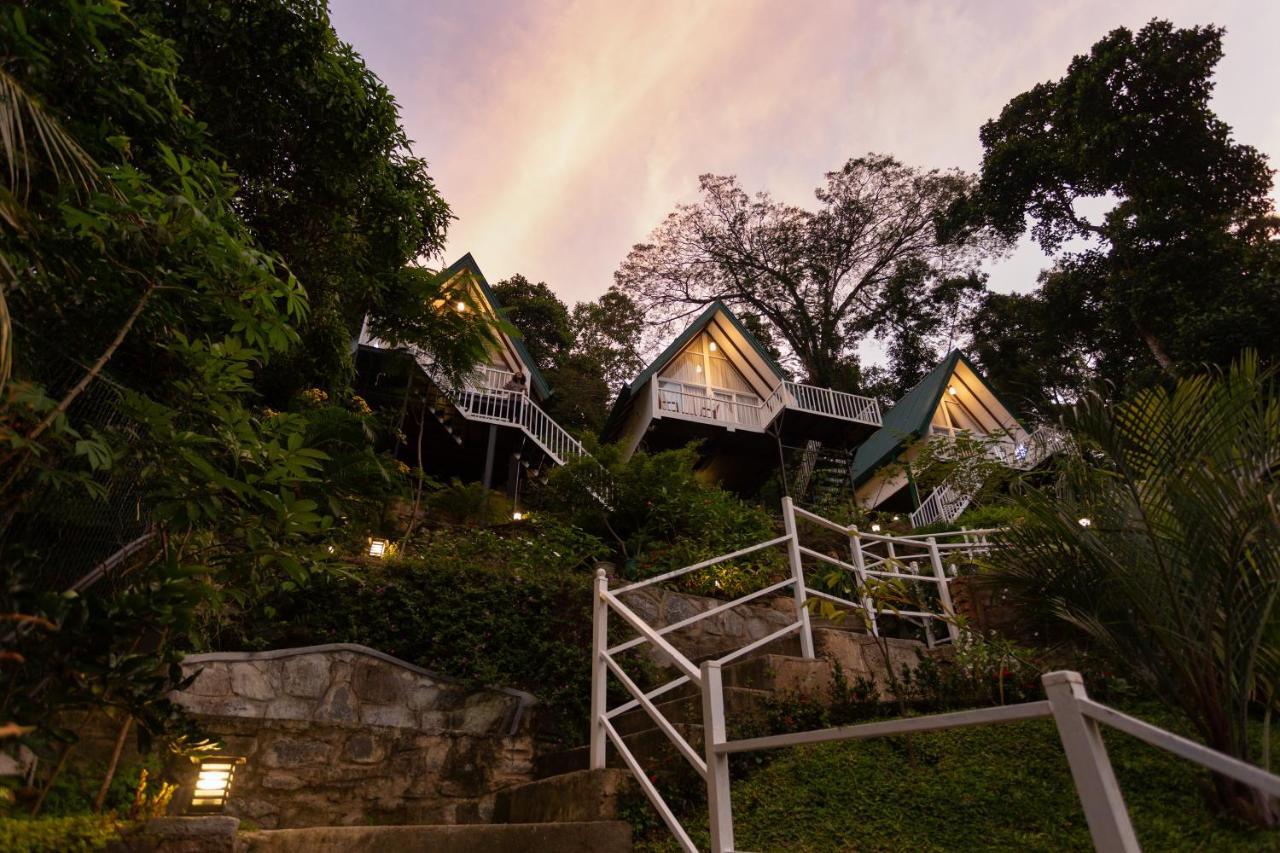 Orchid Villa Канди Екстериор снимка